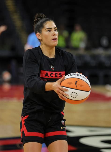 kelsey plum salary